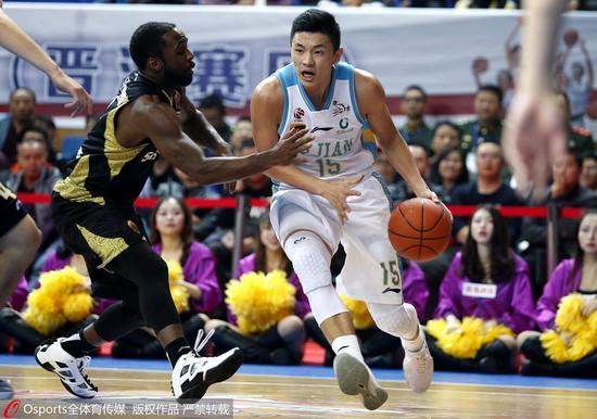 鲁媒:山东男篮进前8有戏!本土球员决定球队上限